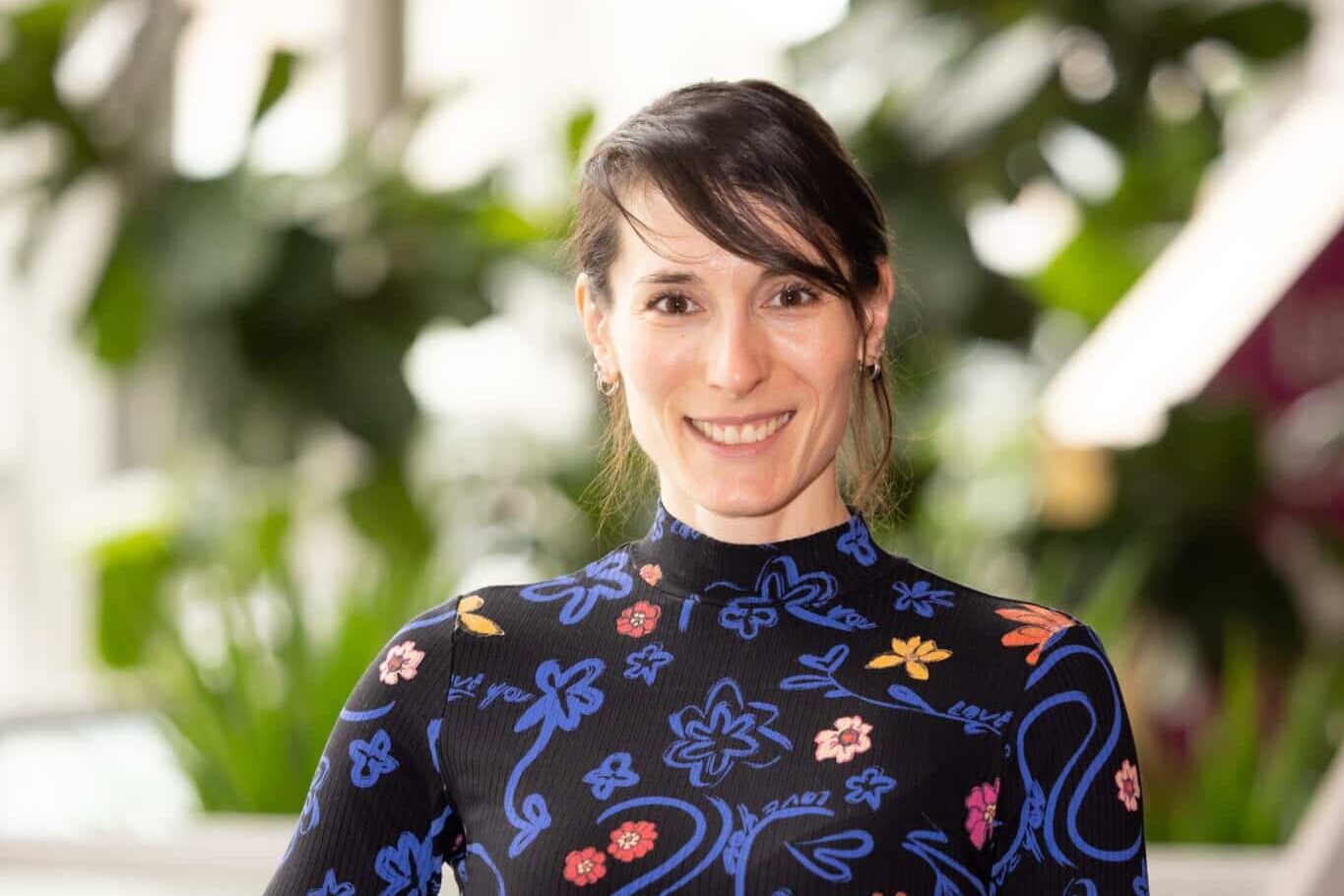 Le Dossier santé numérique : une révolution pour la gestion des soins - Portrait de Geneviève Beauchamp-Vien 1 CIUSSS16mars23 Photographescommercial 48 scaled e1764696059700