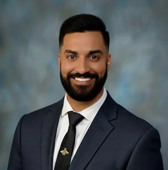 Youssef portraitVF 1 1